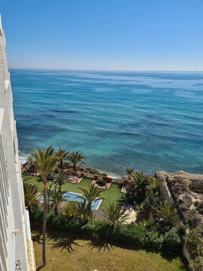 Room In Apartment - 1St Line Top Floor Apartment Carrer del Mar Luaran gambar