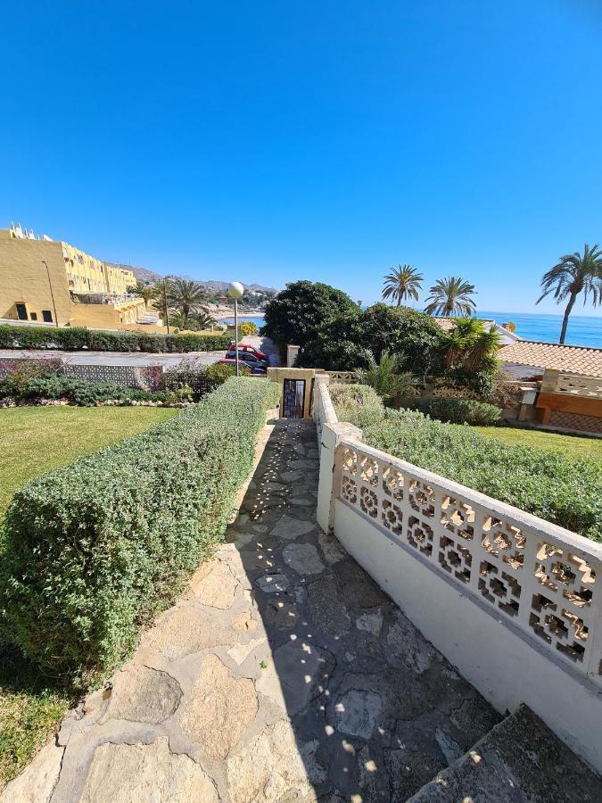 Room In Apartment - 1St Line Top Floor Apartment Carrer del Mar Luaran gambar